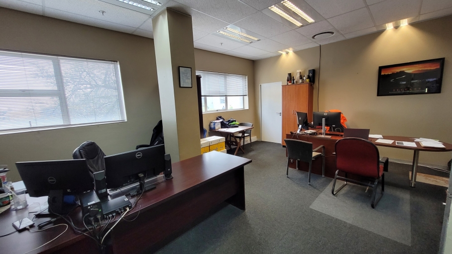 To Let commercial Property for Rent in Montague Gardens Western Cape